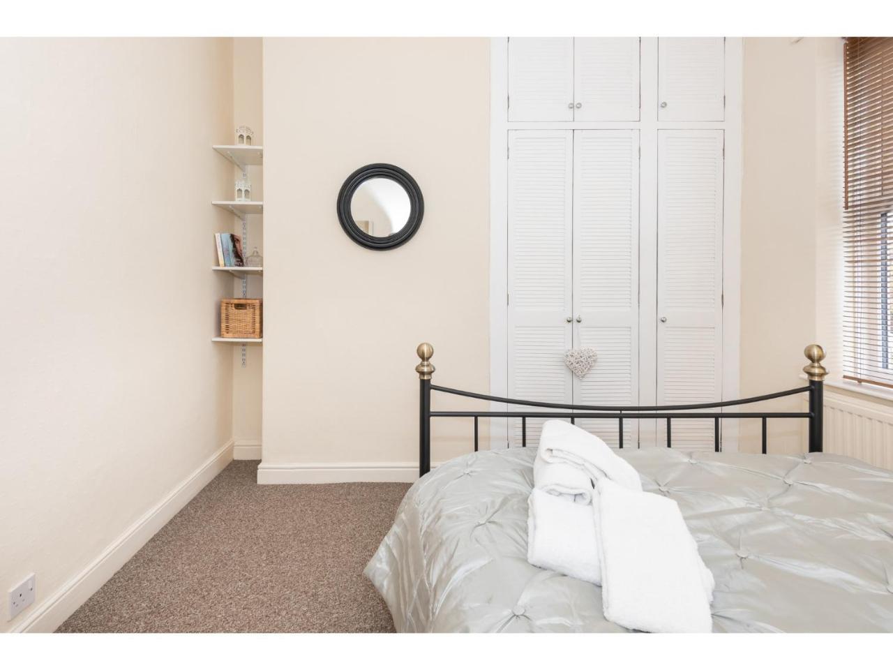 Beautiful 2 Bed With Free Parking - Pass The Keys Lägenhet York Exteriör bild