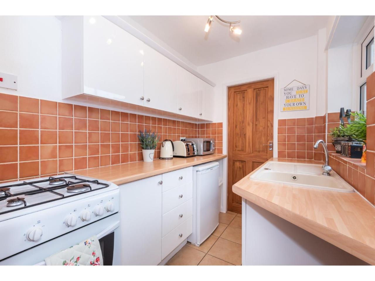Beautiful 2 Bed With Free Parking - Pass The Keys Lägenhet York Exteriör bild